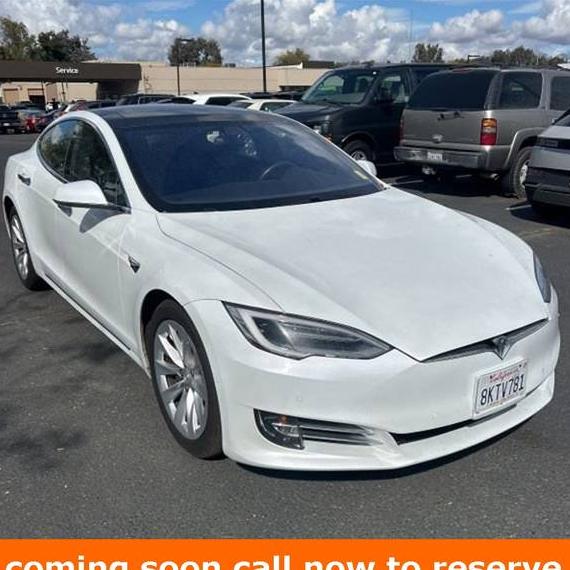TESLA MODEL S 2018 5YJSA1E2XJF297447 image